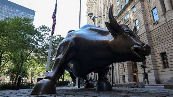 Equities pause after SP500 ends at record